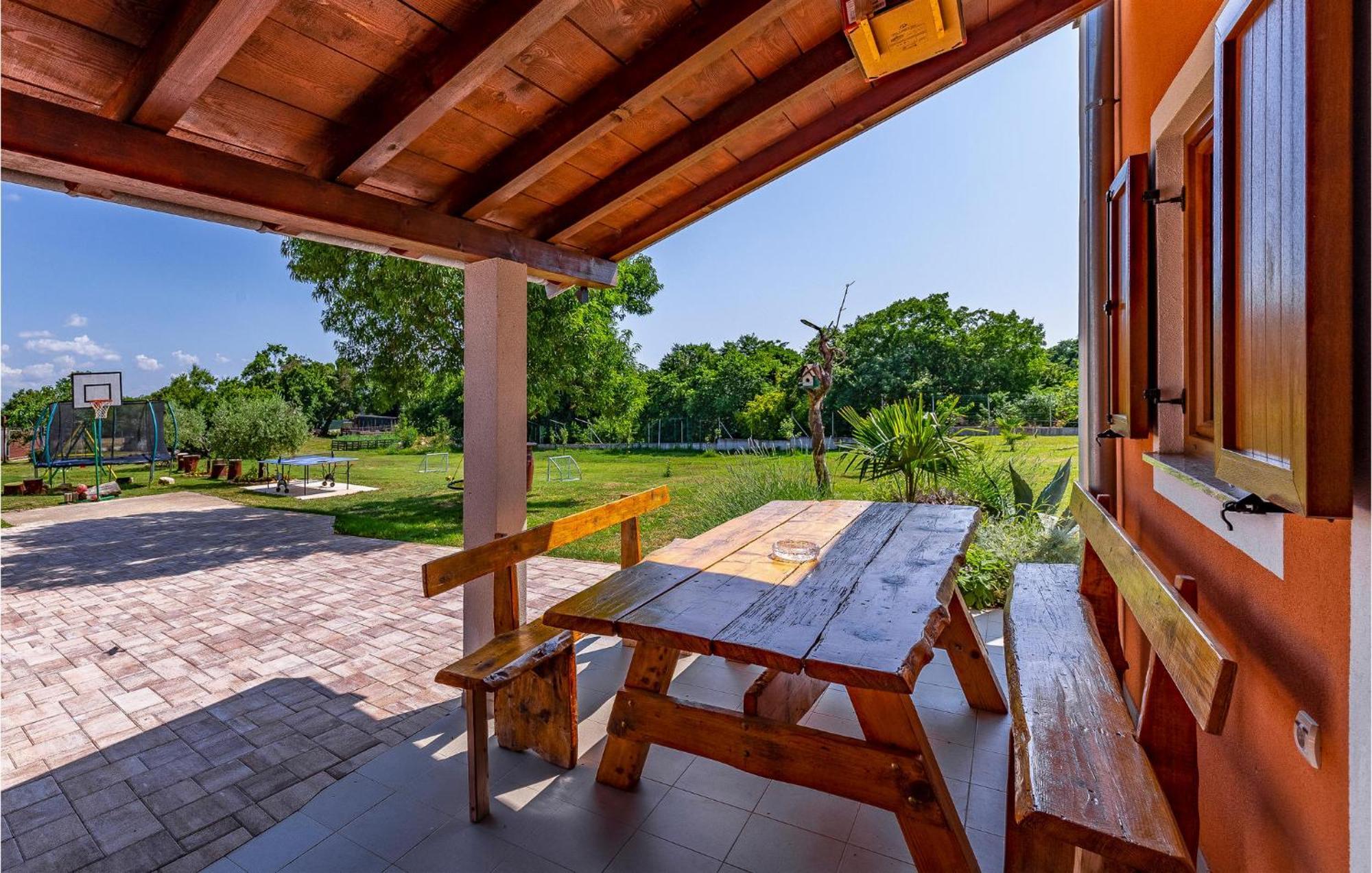 Amazing In With Wifi Apartment Pula