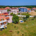 Amazing Apartment In Pula With Wifi